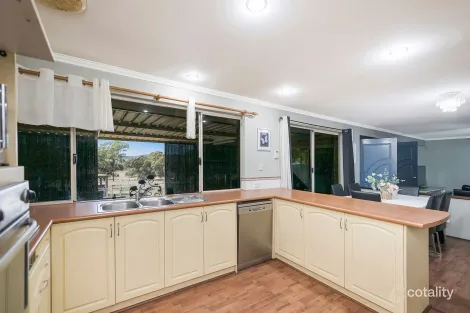 Property photo of 42 Arborfield Way Bullsbrook WA 6084