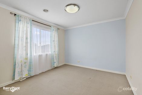 Property photo of 14 Oliver Place Point Cook VIC 3030