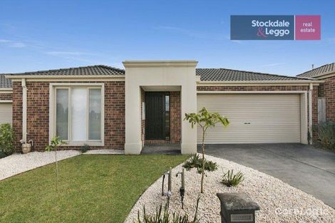 Property photo of 31 Evesham Street Cranbourne North VIC 3977