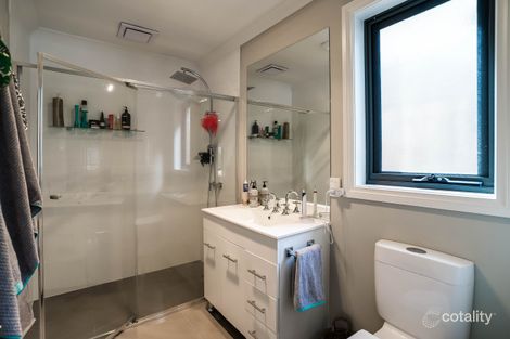 Property photo of 5 Cherry Lane Montrose VIC 3765