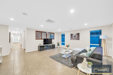 Property photo of 5 Sassafras Close Point Cook VIC 3030