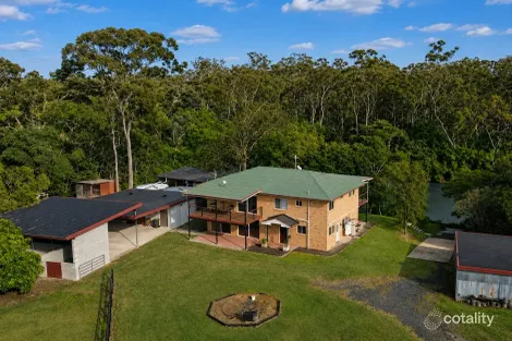Property photo of 122 Pacific Haven Circuit Pacific Haven QLD 4659