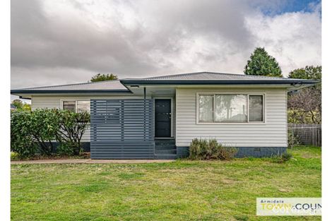 Property photo of 26 Lambs Avenue Armidale NSW 2350