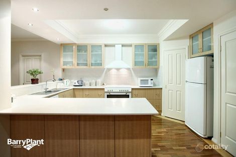 Property photo of 1 Swinburne Close Craigieburn VIC 3064