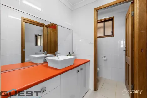 Property photo of 5 Copperfield Drive Ambarvale NSW 2560