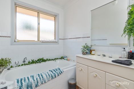 2/2 Kenneally St, Kooringal, NSW 2650