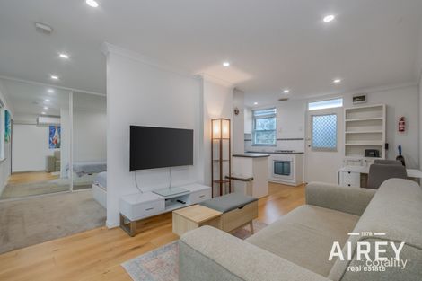 25/17 The Avenue, Crawley, WA 6009