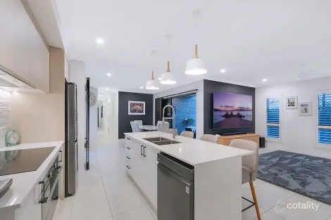 Property photo of 10 Island Parade Morayfield QLD 4506