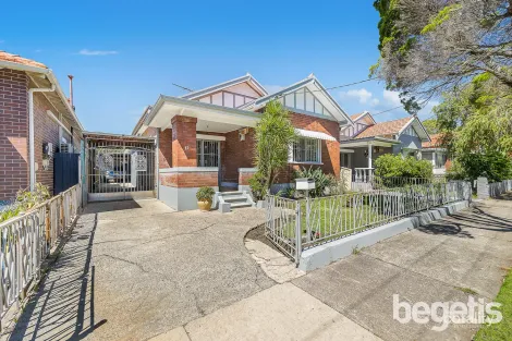 11 Earle Ave, Ashfield, NSW 2131
