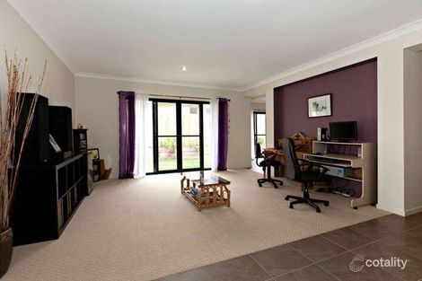Property photo of 5 Hawkden Close Doolandella QLD 4077