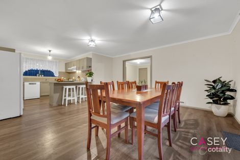 Property photo of 17 Samantha Crescent Cranbourne North VIC 3977