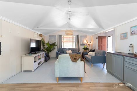 Property photo of 21 Colonial Drive Clairview QLD 4741