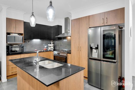 Property photo of 74 Aberdeen Circuit Spring Mountain QLD 4300