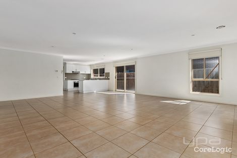 Property photo of 19 Triandra Drive Brookfield VIC 3338