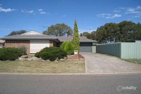 Property photo of 10 Browne Circuit Craigmore SA 5114