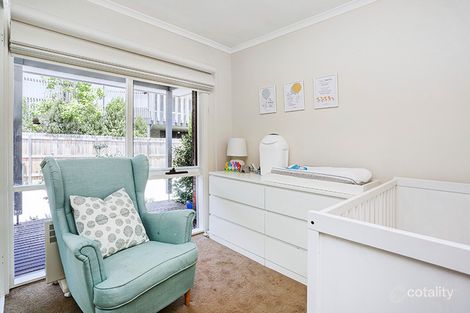 Property photo of 2/256 Tucker Road McKinnon VIC 3204