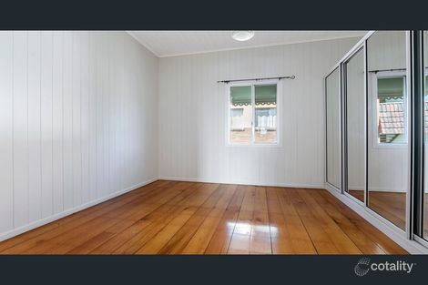 Property photo of 6 Cross Street Fairfield QLD 4103