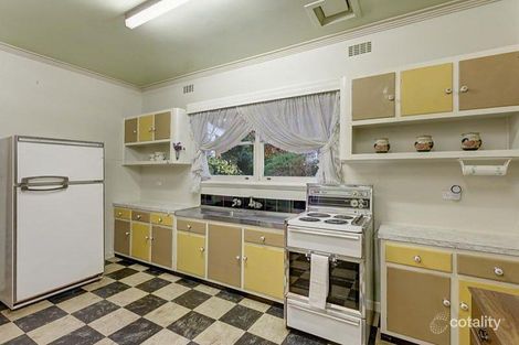 Property photo of 8 Grosvenor Street Blackburn North VIC 3130