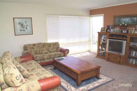 Property photo of 53 Langhorne Crescent Rowville VIC 3178