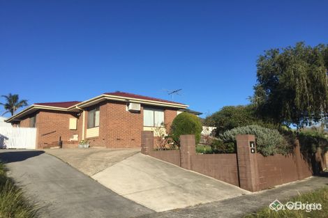 8 Crossdale Rise, Endeavour Hills, VIC 3802