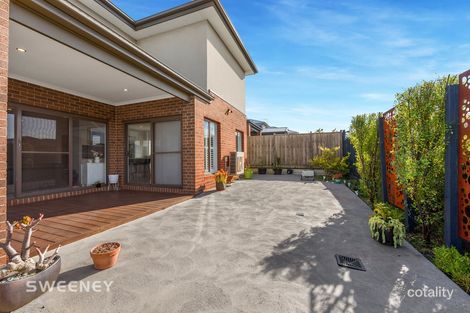 Property photo of 11 Friesian Drive Sunbury VIC 3429