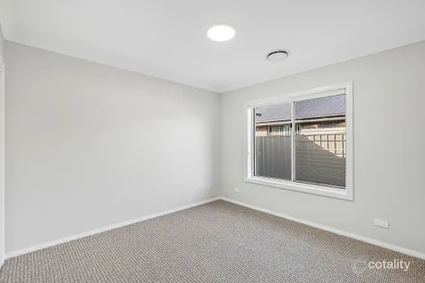 Property photo of 16 Margaret Lane Caerleon NSW 2850