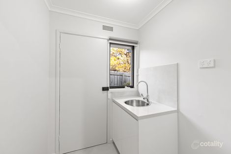 Property photo of 4/34 Yerrin Street Balwyn VIC 3103