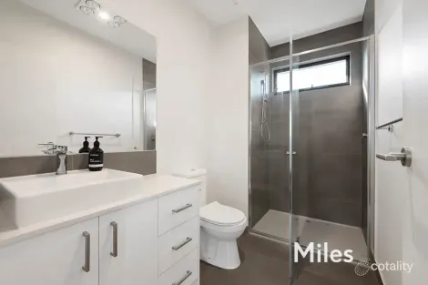 Property photo of 12 Arnold Avenue Heidelberg Heights VIC 3081