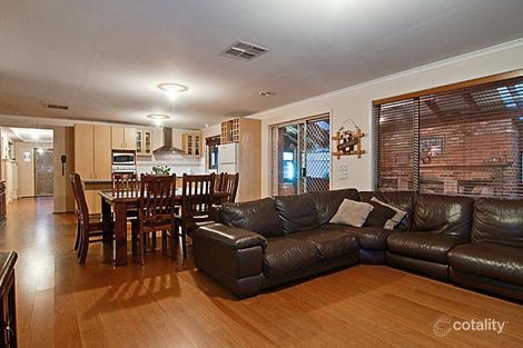 Property photo of 8 Cityview Crescent Tarneit VIC 3029