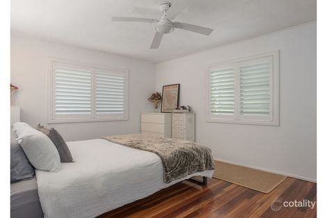 Property photo of 16 Reif Street Flinders View QLD 4305