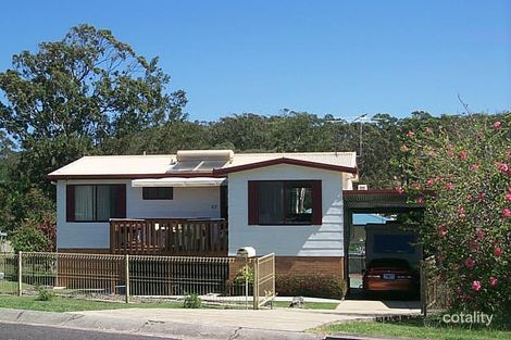 27 Wallace St, Scotts Head, NSW 2447