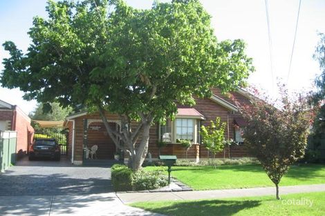 8 Centre St, Sunshine, VIC 3020