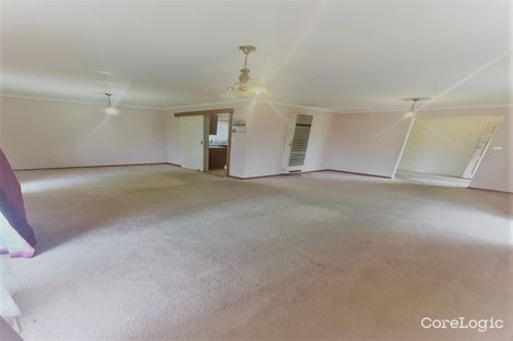 Property photo of 33 Bayview Crescent Hoppers Crossing VIC 3029