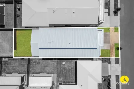 Property photo of 22 Miles Avenue Oran Park NSW 2570