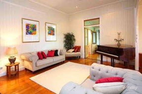 Property photo of 2 Arwin Terrace Windsor QLD 4030