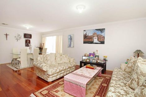 Property photo of 31 Illawong Terrace Burnside VIC 3023