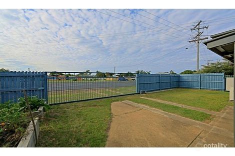 Property photo of 2 Baker Street Kepnock QLD 4670