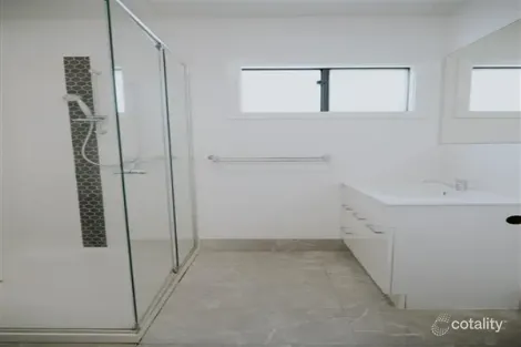 Property photo of 3 Swan Street Margate QLD 4019