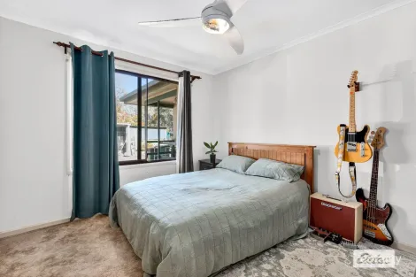 Property photo of 1 Barkly Street Chiltern VIC 3683