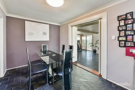 Property photo of 30 Kitching Way Currans Hill NSW 2567