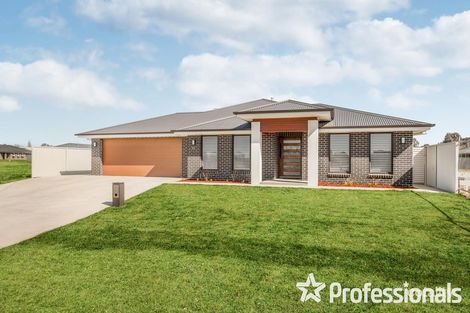 Property photo of 41 Maxwell Drive Eglinton NSW 2795