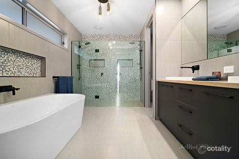 Property photo of 29 Shortridge Drive Lucas VIC 3350