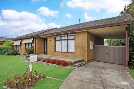 36 Lake St, Wendouree, VIC 3355