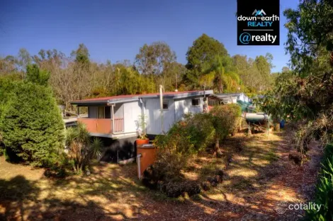 161 River Rd, Millstream, QLD 4888