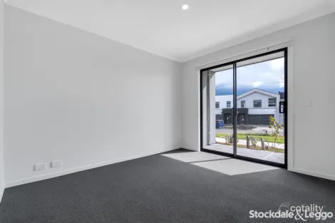 Property photo of 8 Moondarra Road Wollert VIC 3750