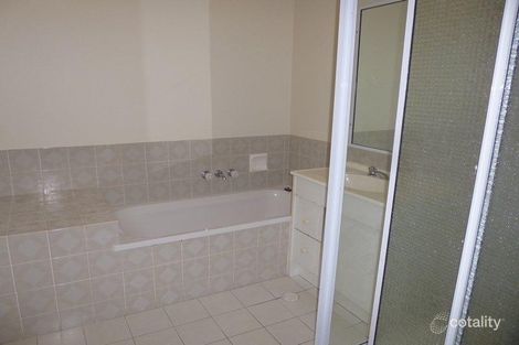 Property photo of 24/50 Castile Crescent Edens Landing QLD 4207