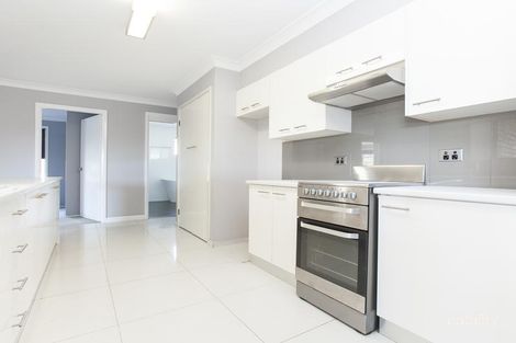 Property photo of 3 Malthus Close Thornton NSW 2322