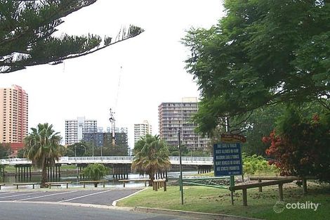 2 Saint Andrews Ave, Surfers Paradise, QLD 4217