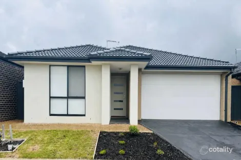 32 Lepperton St, Werribee, VIC 3030