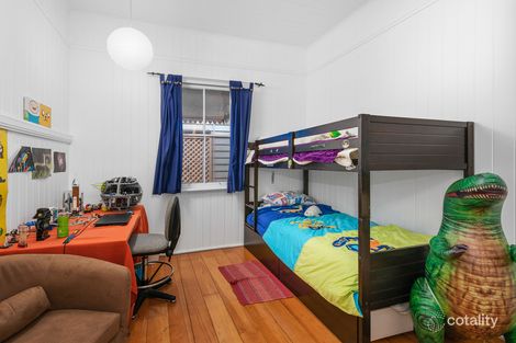 Property photo of 34 Park Road West Dutton Park QLD 4102